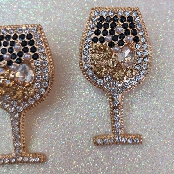 Rhinestone crystal bling wine stud earrings - Picture 8 of 8